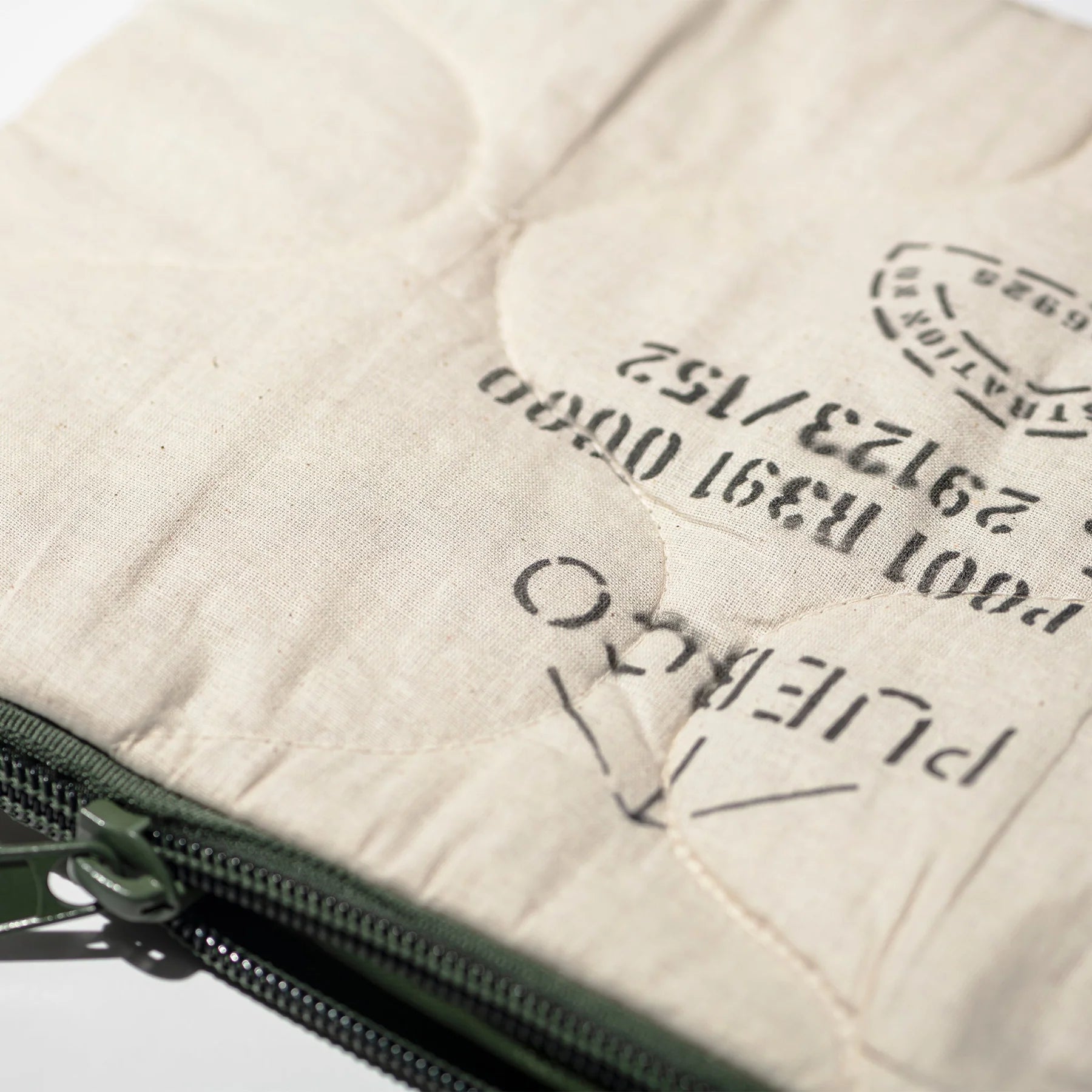 Puebco - Quilted Laptop Case 13"