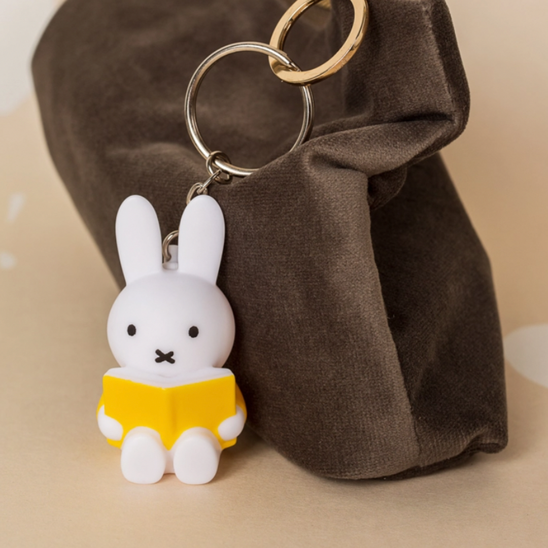 Ap Junior Miffy with Book Keyring - Yellow