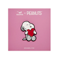 Peanuts - Give Hugs Pin - Heart
